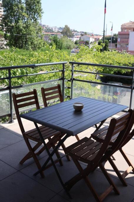 Suberbe Appartement Climatise Avec Terrasse Сен-Рафаель Екстер'єр фото